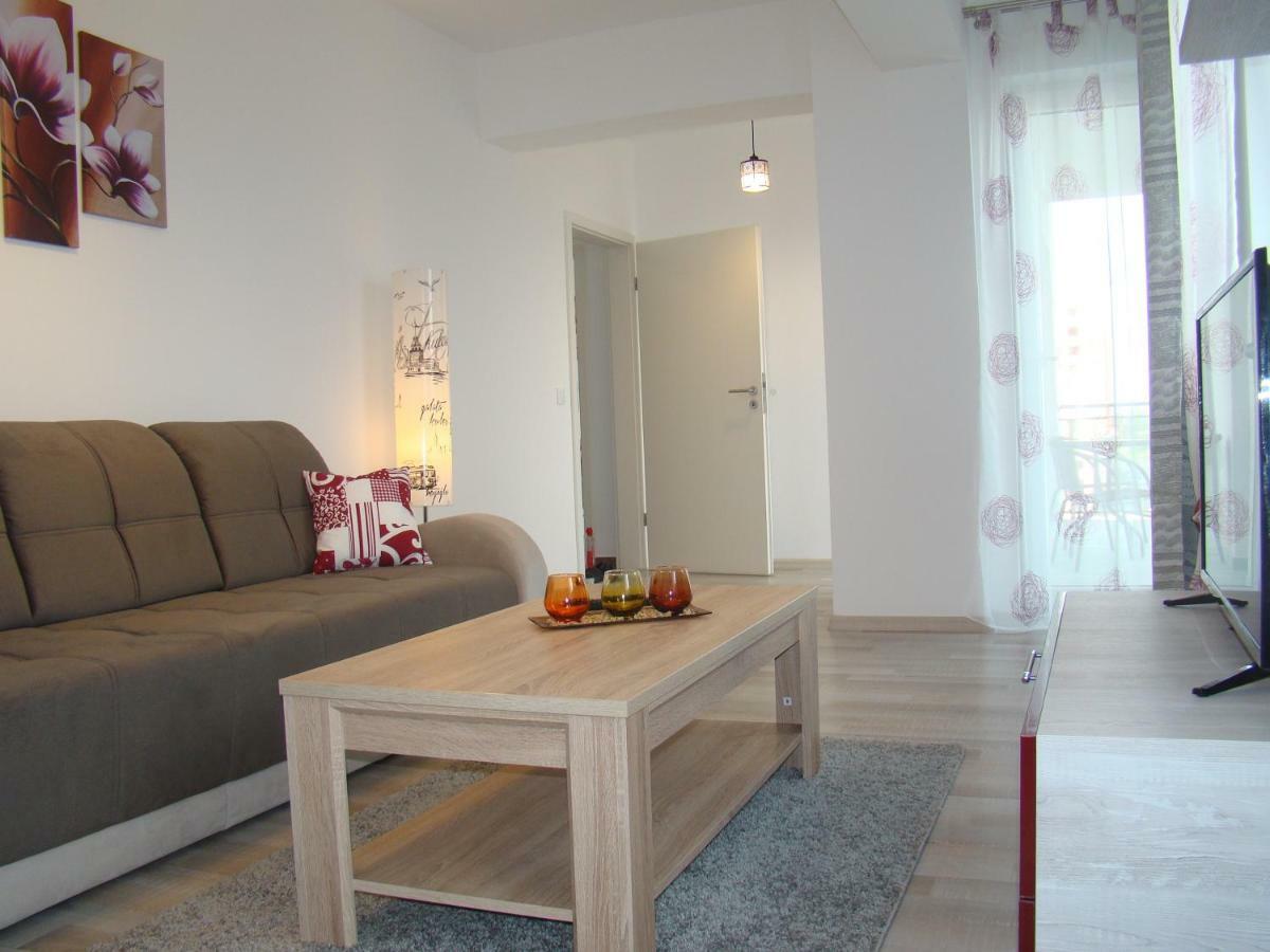 Eme Apartments Brașov Exterior foto
